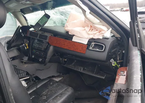 2014 Chevrolet Tahoe Lt z USA, uszkodzony, nr VIN 1GNSKBE09ER238317